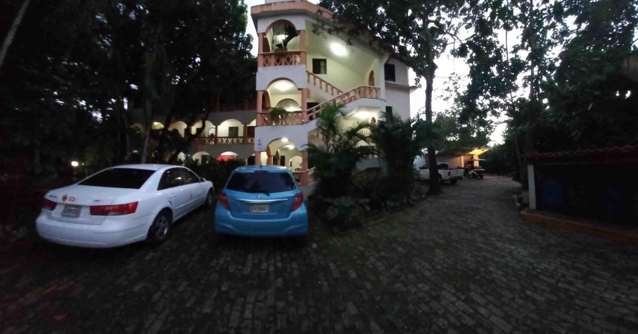 Residencial Estephany Sosúa Екстериор снимка