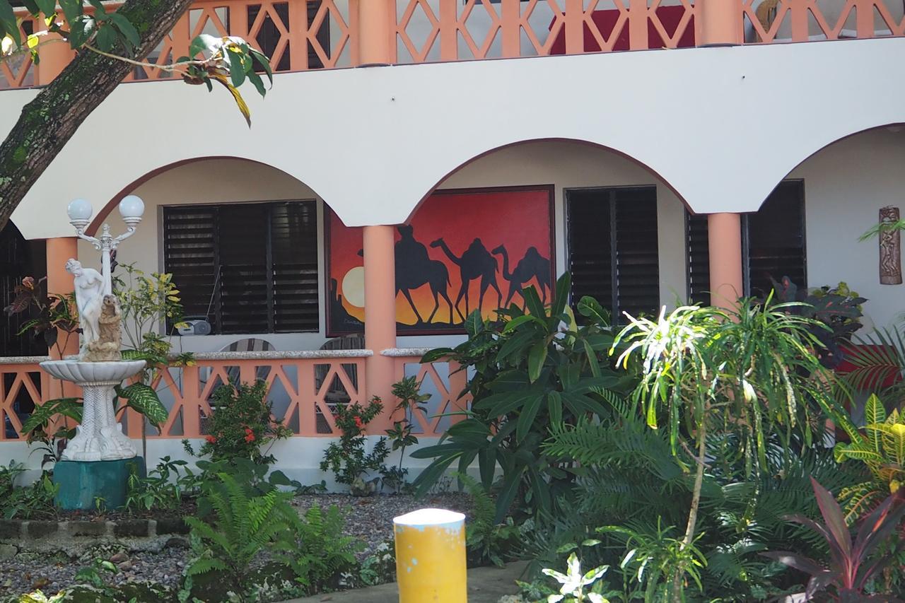 Residencial Estephany Sosúa Екстериор снимка